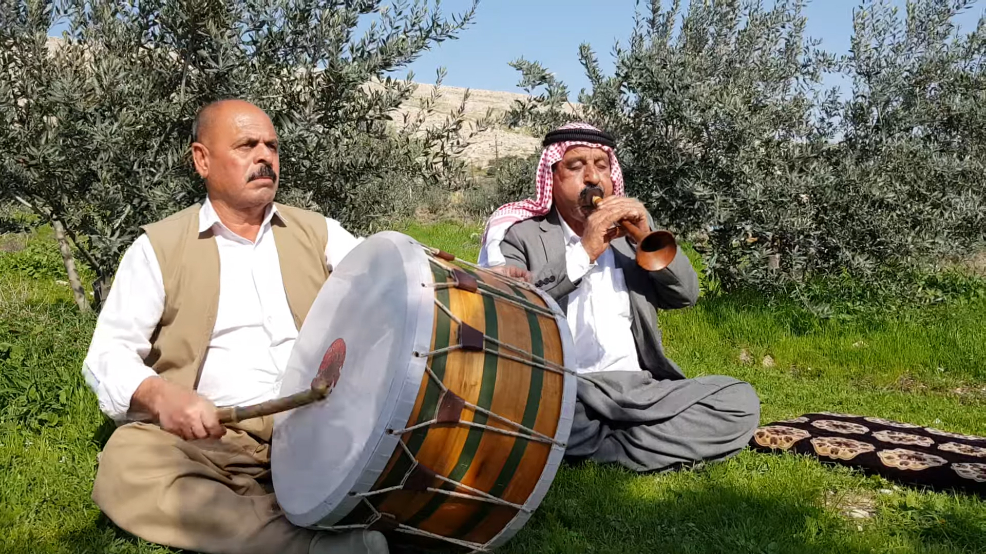 Antalya’da Yılbaşı Eğlencelerinden Bayram Kutlamalarına, Resmî Törenlerden Aile İçi Özel Günlere Kadar Davul Zurnanın Coşkulu Performansıyla Geleneksel Ezgileri Modern Organizasyonlara Taşıyoruz